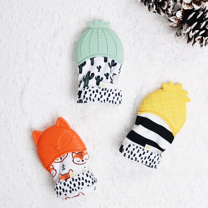 Itzy Ritzy Silicone Teething Mitt